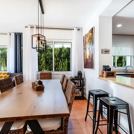 Fabulosa Adelfas : Entre Mar Y Montanas Holiday home